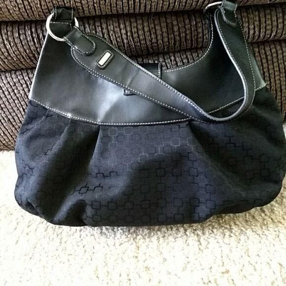 Nine West Black Shoulder Bag Hobo Buckle Accent - Picture 2 of 8